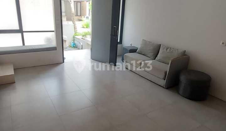 Tabebuya House, BSD City, Tangerang 2