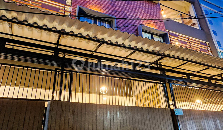 Kost Tanjung Duren, Jakarta Barat