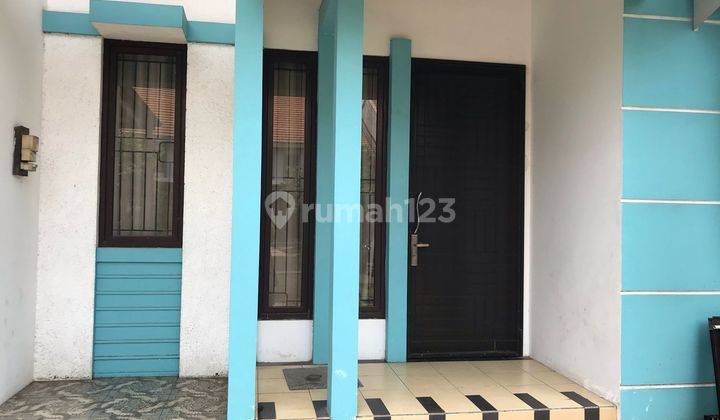 Rumah murah di perumahan elite Legenda Wisata 2