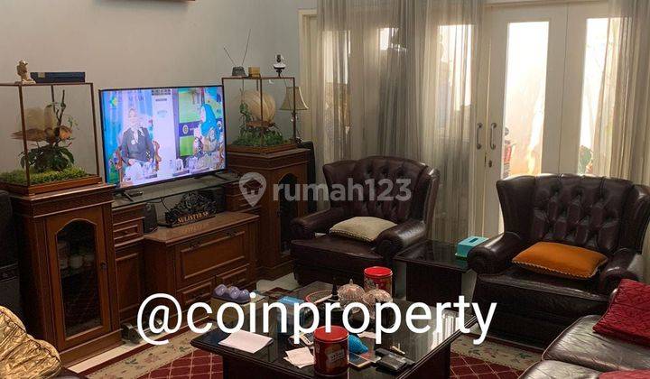 Rumah di Perumahan Raffles Hills Cibubur SHM Sudah Renovasi Selatan 2