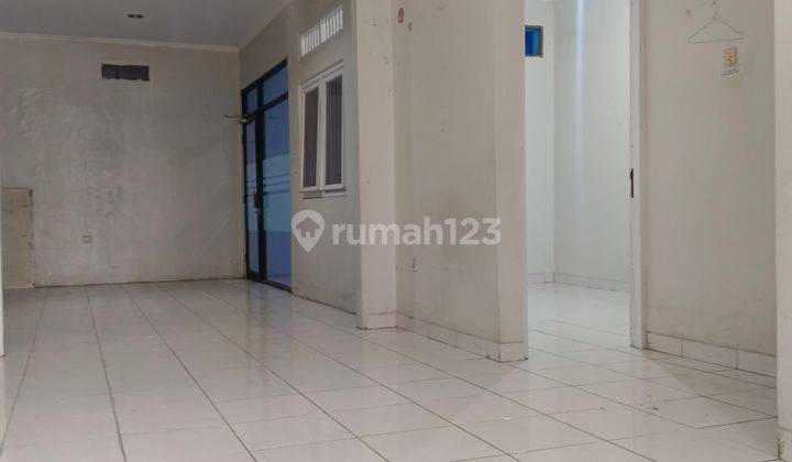 Rumah Unfurnished Bagus SHM - Sertifikat Hak Milik di Perumahan Vila Nusa Indah 5 Ciangsana, Ciangsana 2