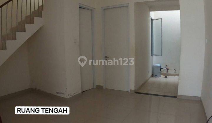 Rumah 2 Lantai Shm Bagus 2