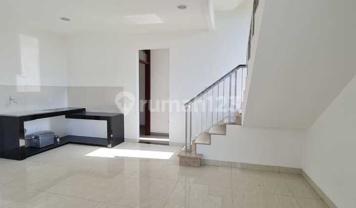 Dijual Rumah Golf Island Cluster Alegro Hook 12X10m² 3Br 3 Lantai