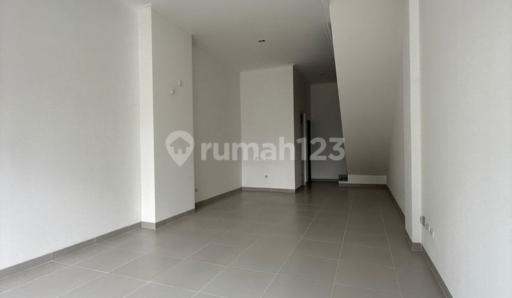 Disewakan Ruko Harvard Pik 2 4,5X12,5M² 3 Lantai