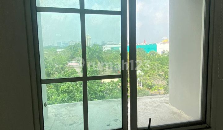 FOR RENT: 5-STORY 84m² SHOPHOUSE IN PLAZA 5 PONDOK INDAH 2