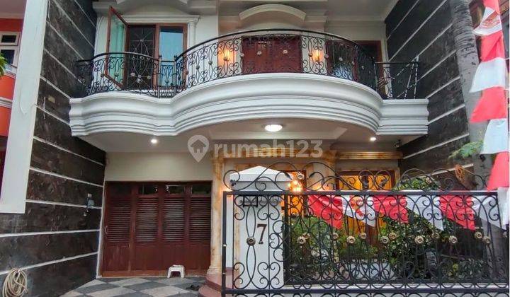 Dijual Rumah di Pesanggrahan Jakarta Selatan SHM 176m² 4+1BR 1