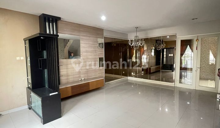 Dijual Rumah Pik 1 Cluster Layar Permai 8X15m² 2,5 Lantai