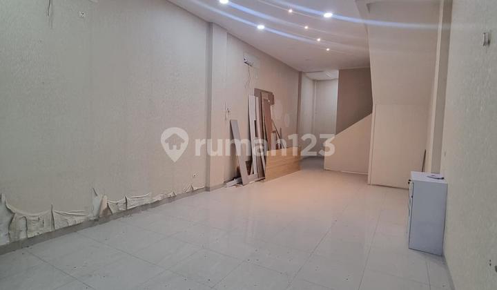 For Rent: Shop House in Golf Island, 4.5x16m², 4 Floors, Unfurnished