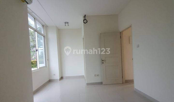 Disewakan Rumah di Kano Indah Pik 6x14,5m² 4+1 BR 2 Lantai 2