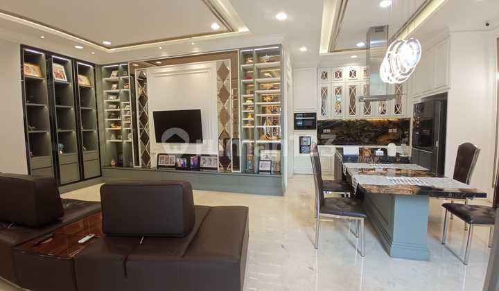 Disewakan Rumah Golf Island 10X15m² 4+1Br