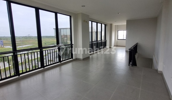 Disewakan Rukan Mega Kuningan Pik 2 Hook 4,5X30m² 3 Lantai