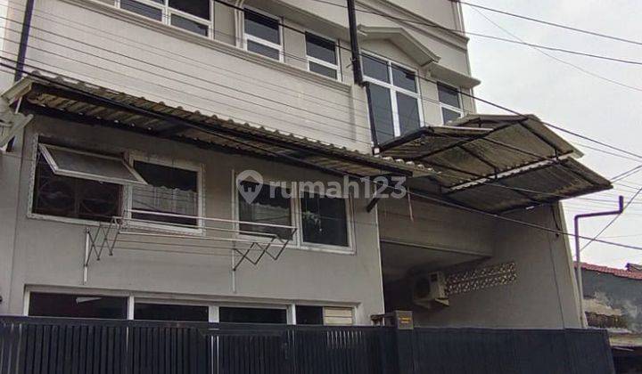 Dijual Rumah Jelambar Jakarta Barat SHM 8,5x17,5m 3,5 Lantai 1