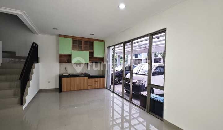 Dijual Rumah di Pik 2 Cluster Scarlet 8X10m² 3+1Br 2 Lantai 2