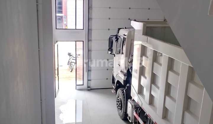 Disewakan Gudang Gandeng Bizpark Pik 2 6X20m²