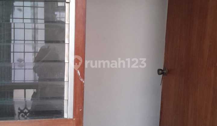 Dijual Rumah di Pluit Selatan 10X20m² 3Br Semi Furnished 2