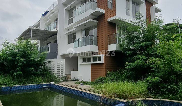 Dijual Rumah di Kemayoran Cluster Bougenvile 556m² 1