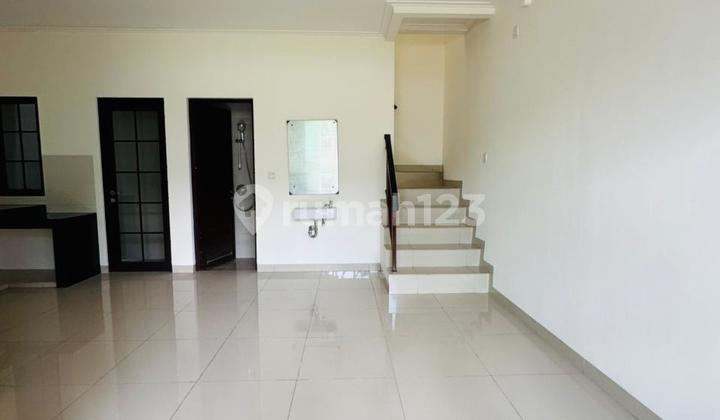 DIJUAL RUMAH DI GREEN VILAGE 6x10,5m² 2+1BR DIJUAL RUMAH DI GREEN VILAGE 6x10,5m² 2+1BR