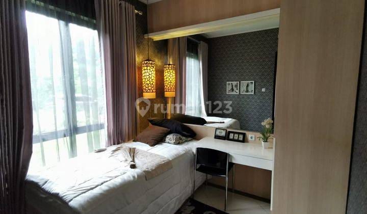 Dijual Rumah Casa Jardin Jakarta Barat Hook 239m 4+1BR Furnished 2