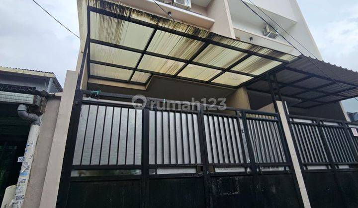 Dijual Rumah Jelambar Jakarta Barat HGB 4x8m 3BR 3 Lantai 1