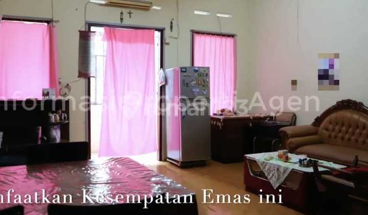 DIJUAL RUKO DI PASAR BARU JAKPUS SHM 208m²      