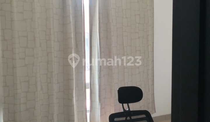 DISEWAKAN APARTEMEN DI GREEN ROYAL 2BR SEMI FURNISHED 2