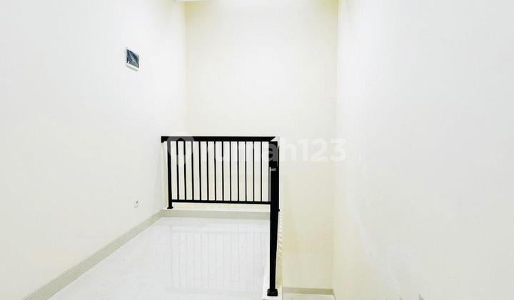 Dijual Rumah Baru di Metland Puri 5X20m² 3+1Br 2 Lantai 2