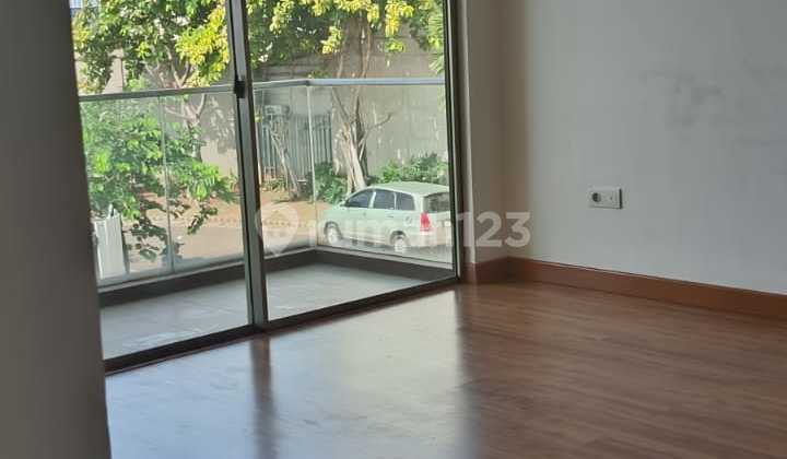 FOR RENT HOUSE IN ORCHESTRA HOOK CLUSTER 8x15m²