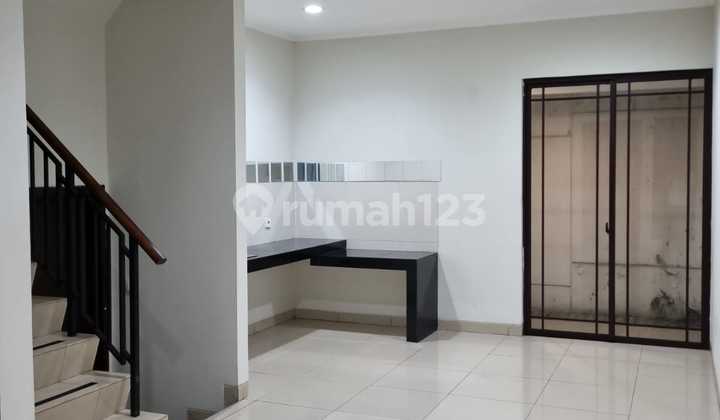 FOR RENT HOUSE IN GREEN LAKE CITY 6x15m² 3+1BR 2 FLOORS 2