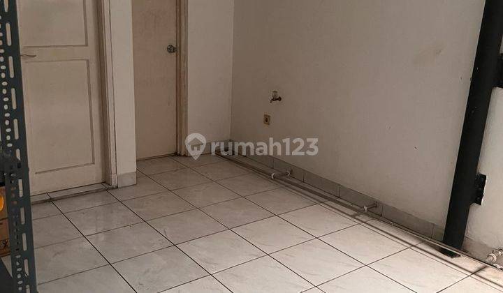 Dijual Rumah di Ruko Taman Semanan Indah 6x16m² 3+1 BR 1