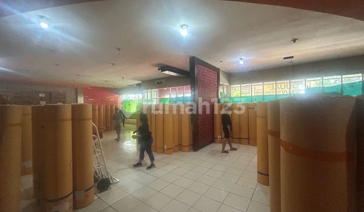 Disewakan Gudang di Slipi Palmerah 3.465M² Disewakan Gudang di Slipi Palmerah 3.465M²