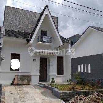 Rumah Lokasi Strategis Sentul City Dekat Taman Budaya 1