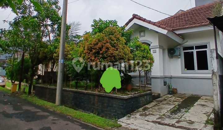 Furnished House for Rent Near Aeon Mall, Just a Step Away from Sentul City Toll Gate Furnished House for Rent Near Aeon Mall, Just a Step Away from Sentul City Toll Gate