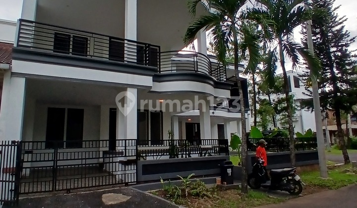 New House for Rent Facing Green Area in South Jakarta New House for Rent Facing Green Area in South Jakarta