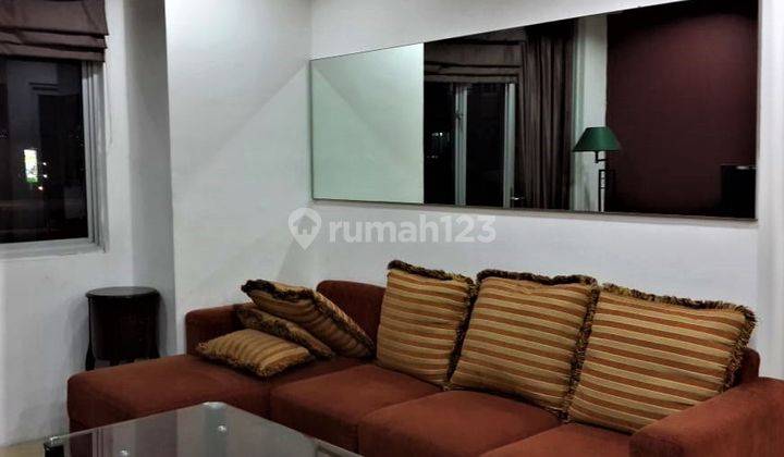 Apartemen Furnish Bagus, Siap Huni di Paladian Park, 0047 Jel 2