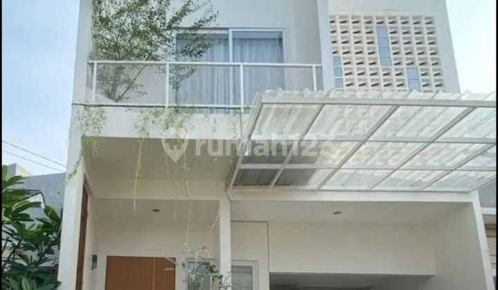 Rumah siap huni semi furnised di Bintaro - Pondok Aren