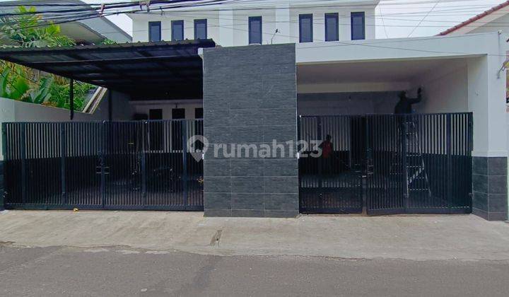 Rumah Siap Huni Area Kebayoran Lama, 5.menit Permata Hijau 1