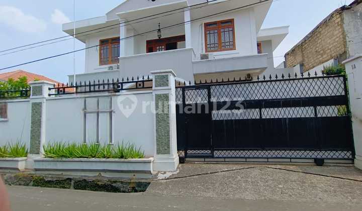 Price Drop!!!... Ready-to-Move-In House in Permata Hijau Area