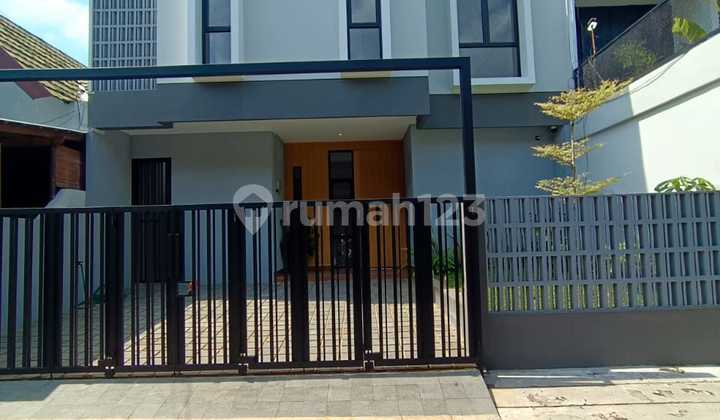 Rumah Baru Siap Huni di Sektor 3 - Bintaro