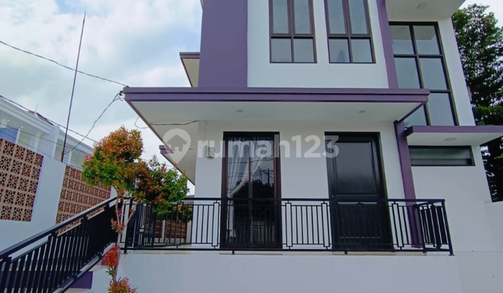 Dijual Rumah 3lantai Dekat Ke Toll Meruya Dijual Rumah 3lantai Dekat Ke Toll Meruya