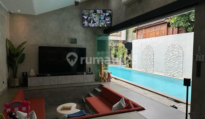 Dijual Rumah Mewah Fullly Furnished, Design Modern Industrial, di Bintaro 2