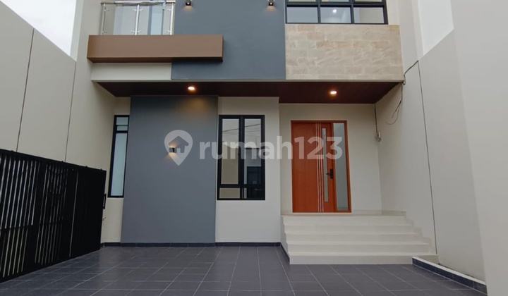 Rumah Baru Siap Huni Dalam Kompl3k di Meruya Rumah Baru Siap Huni Dalam Kompl3k di Meruya