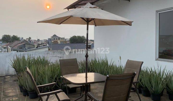 Rumah Shm 2 Lantai Interkon Bagus Selatan 2