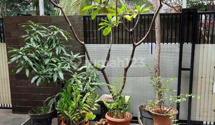 Rumah Meruya Ilir Belakang Ruko Ruko Dekat Tol 2