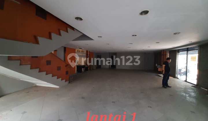 Ruang-Usaha di Texas Chicken, Jl. Cikini Raya, Cikini, Menteng, Kota Jakarta Pusat, DKI Jakarta, Indonesia, 10330, Cikini 275.0 m² Unfurnished 1