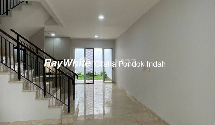 Disewakan rumah di River valley Cirendeu  2