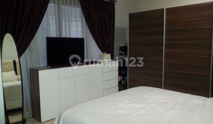 For Sale House in Pejaten Barat with 62m2 land bonus 2