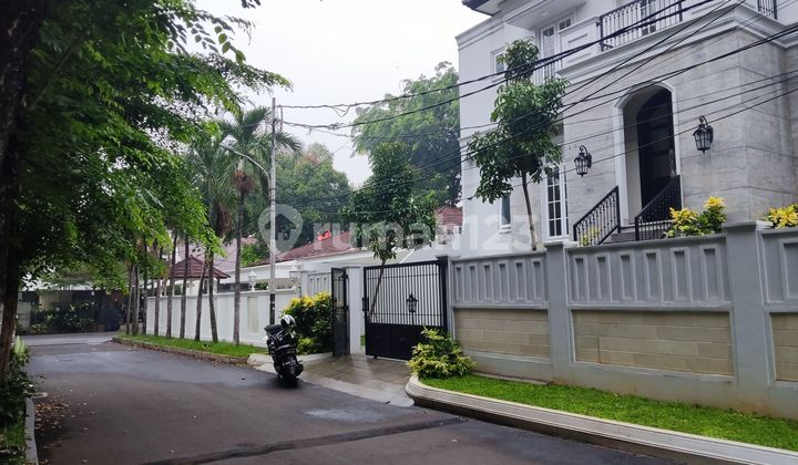 Dijual Rumah Brand New Lokasi Premium Kebayoran Baru 