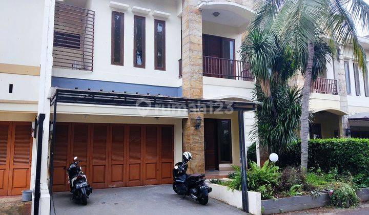 Rumah Townhouse dijual depan one bell park mall Fatmawati 1