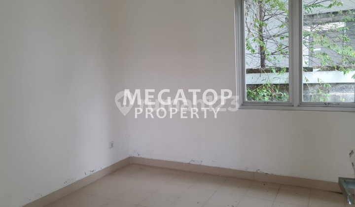 Termurah!! Rumah Dijual Cepat di Cluster Gaharu, Luas & Lega