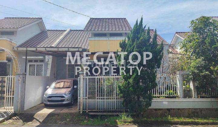 Rumah Dijual di Taman Soka Sentul, Teras Belakang Full Canopy 1